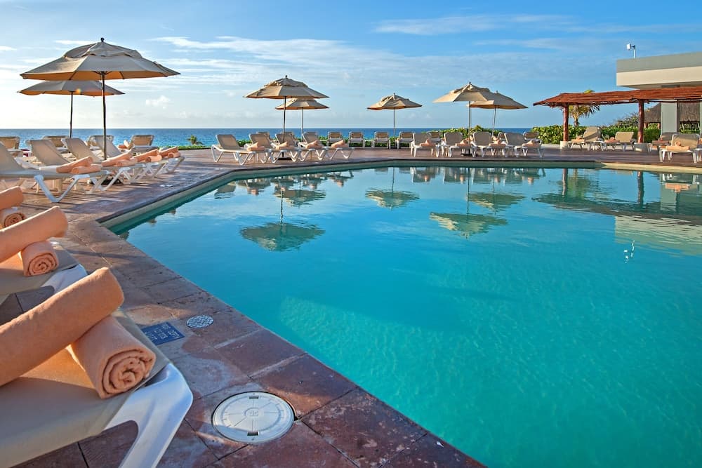 Park Royal Beach Cancun - All Inclusive