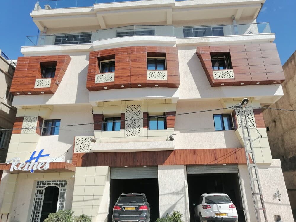 Remes hotel