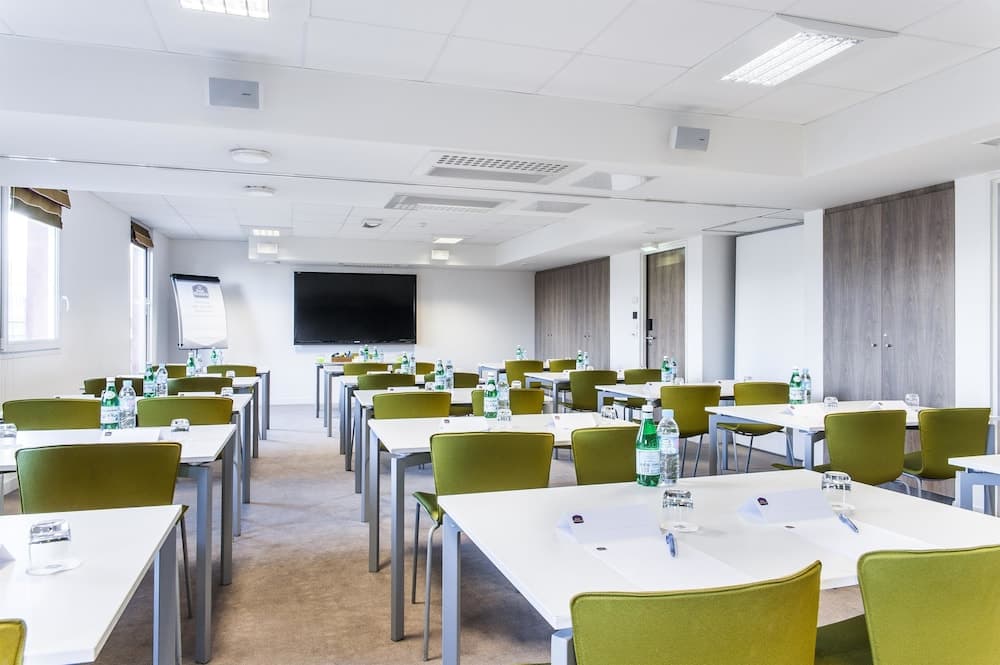 Best Western Plus Paris Velizy photo 3