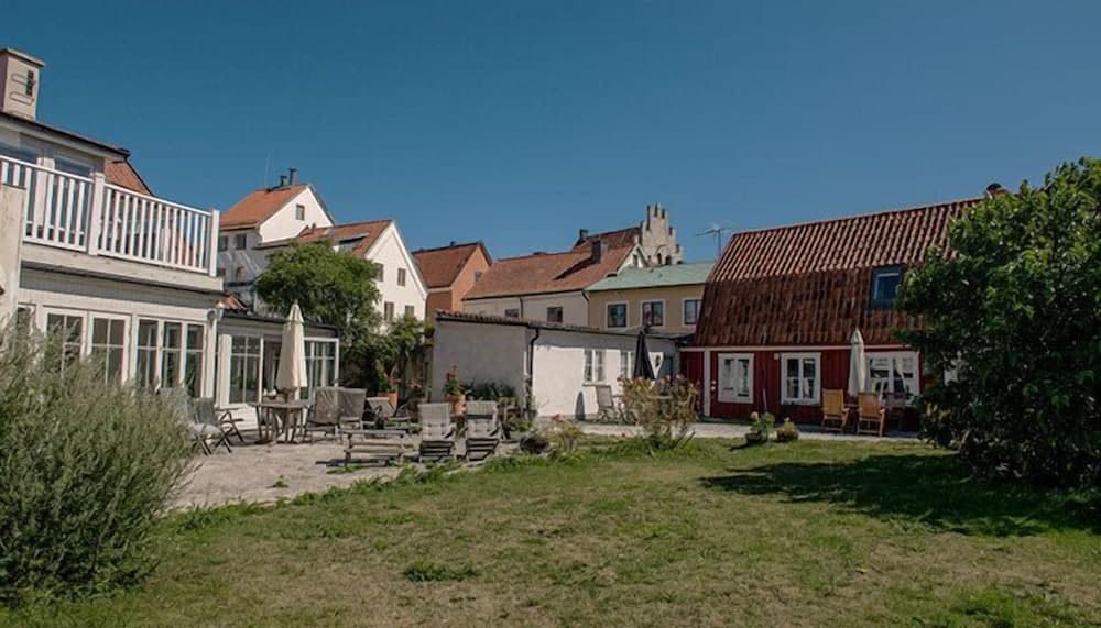Mullbärsgården Bed & Breakfast