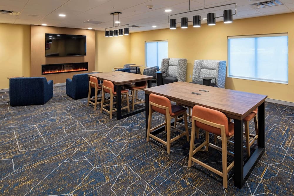 Hampton Inn Cooperstown photo 9