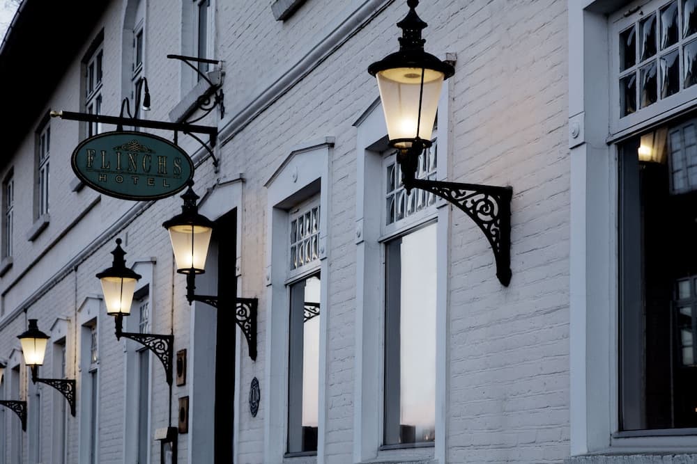 Flinchs Hotel photo 8