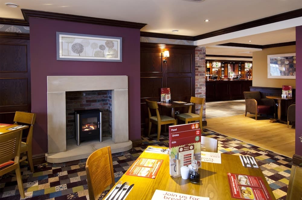 Premier Inn London Dagenham photo 9