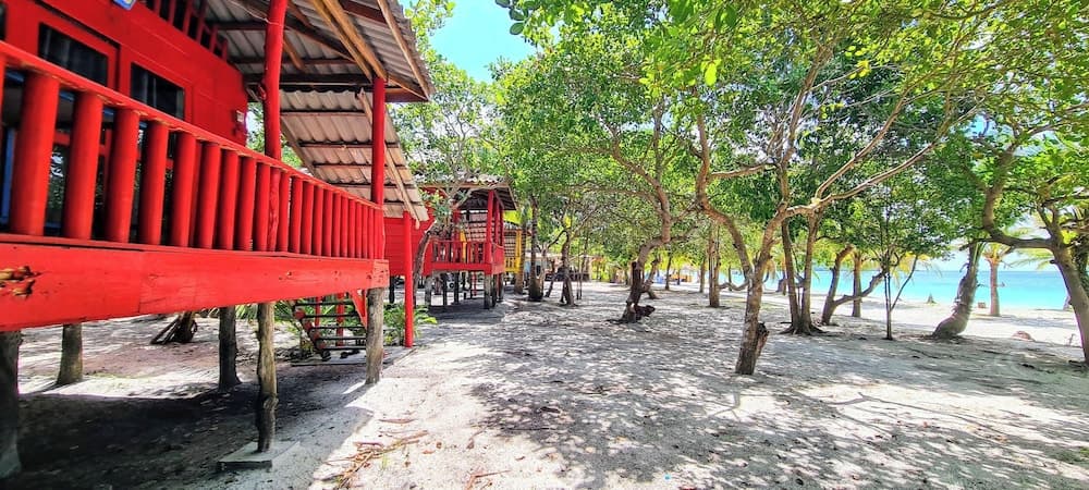 Koh Rong Beach Hostel and Bungalow photo 2