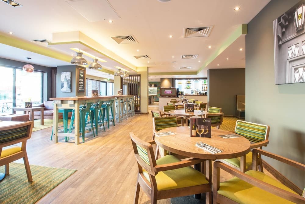 Premier Inn Northampton Town Centre photo 7