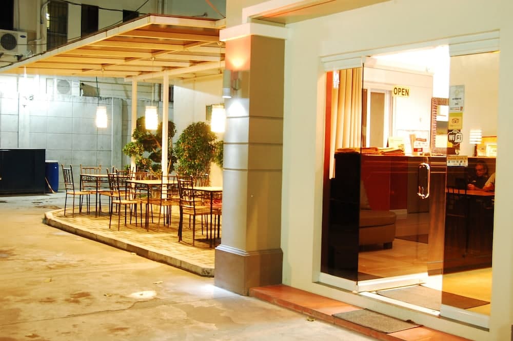 Rumi Apartelle Hotel photo 3