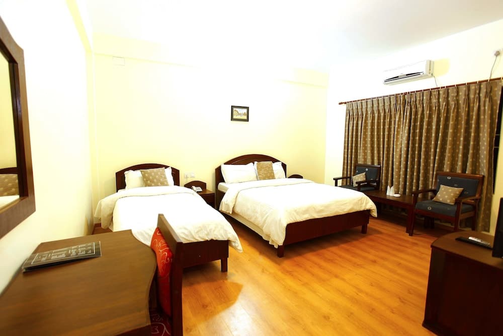 Hotel Crown Himalayas photo 7