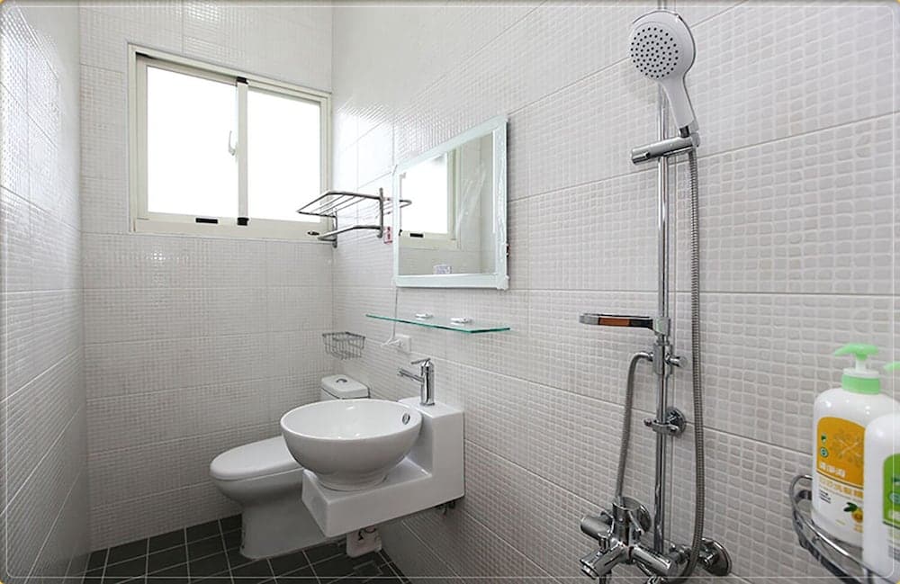 6636 B&B photo 4