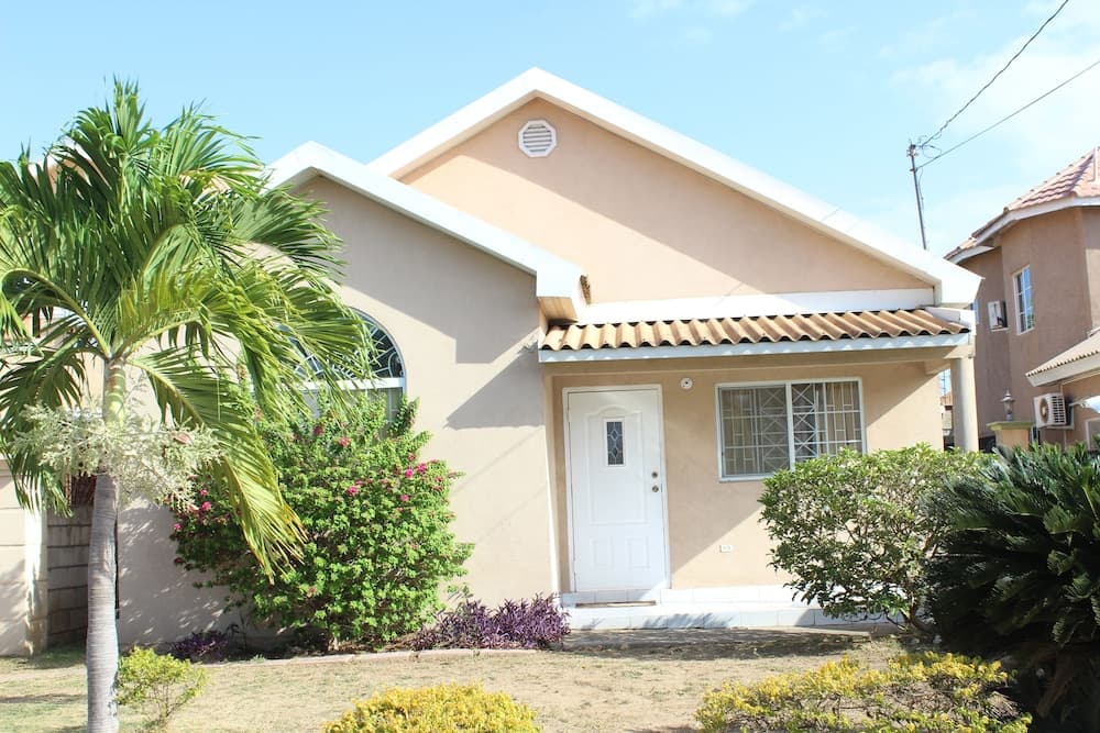 Your Holiday Home Caribbean Estates photo 2