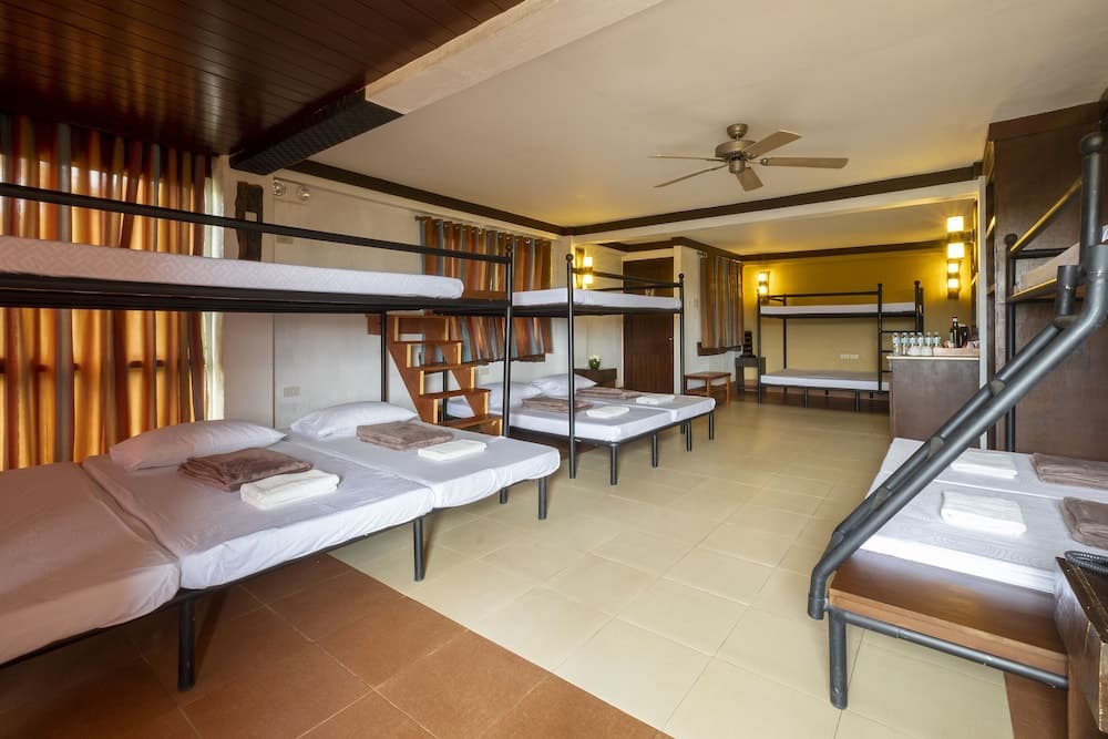 West 35 Eco Mountain Resort photo 7