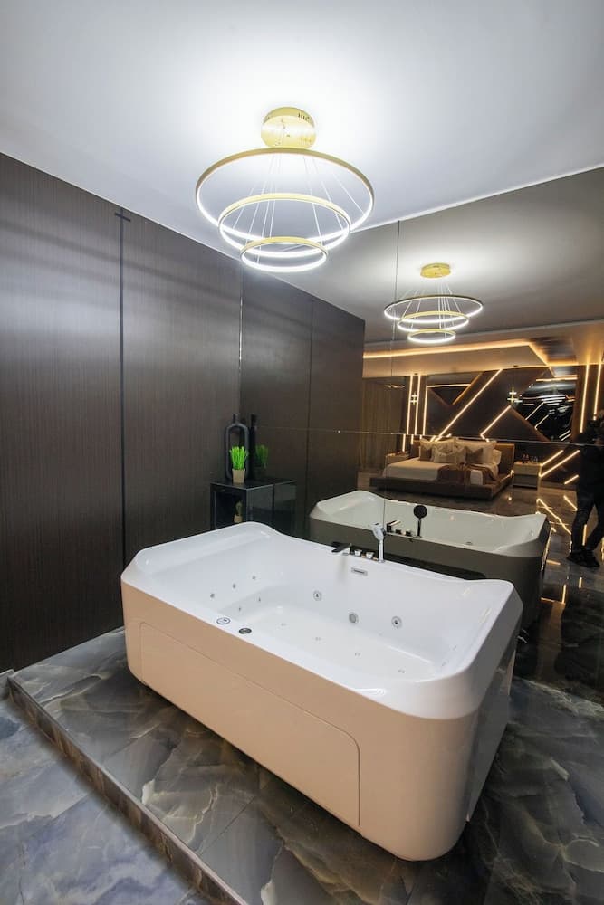 Lovera Hotel photo 8