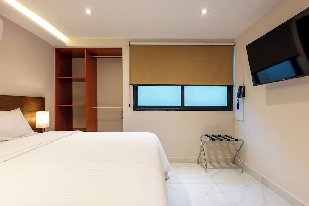 Hotel 28 photo 2