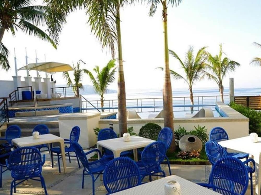 iCove Beach Hotel photo 9
