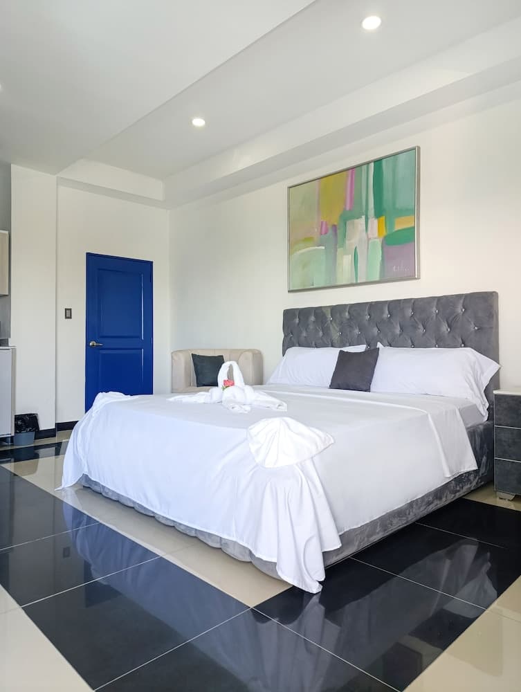 Ocean View Suites Bellamar photo 5
