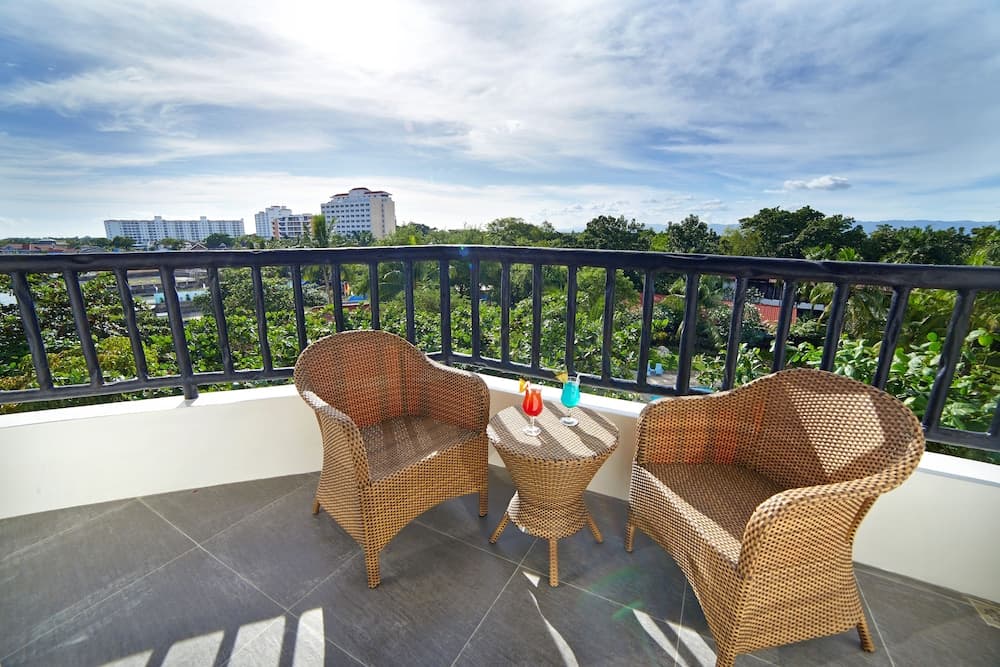 Cebu White Sands Resort and Spa photo 7