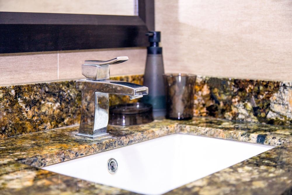 New Kingston Apartment at The Palms photo 8