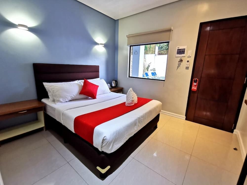 Charms Hotel photo 3