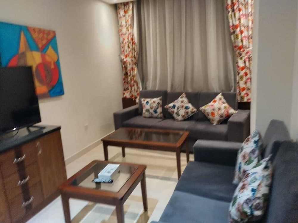 Golden New Hira Hotel photo 2