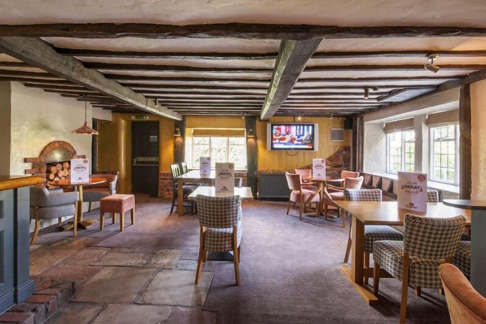 Premier Inn Gloucester - Little Witcombe photo 4