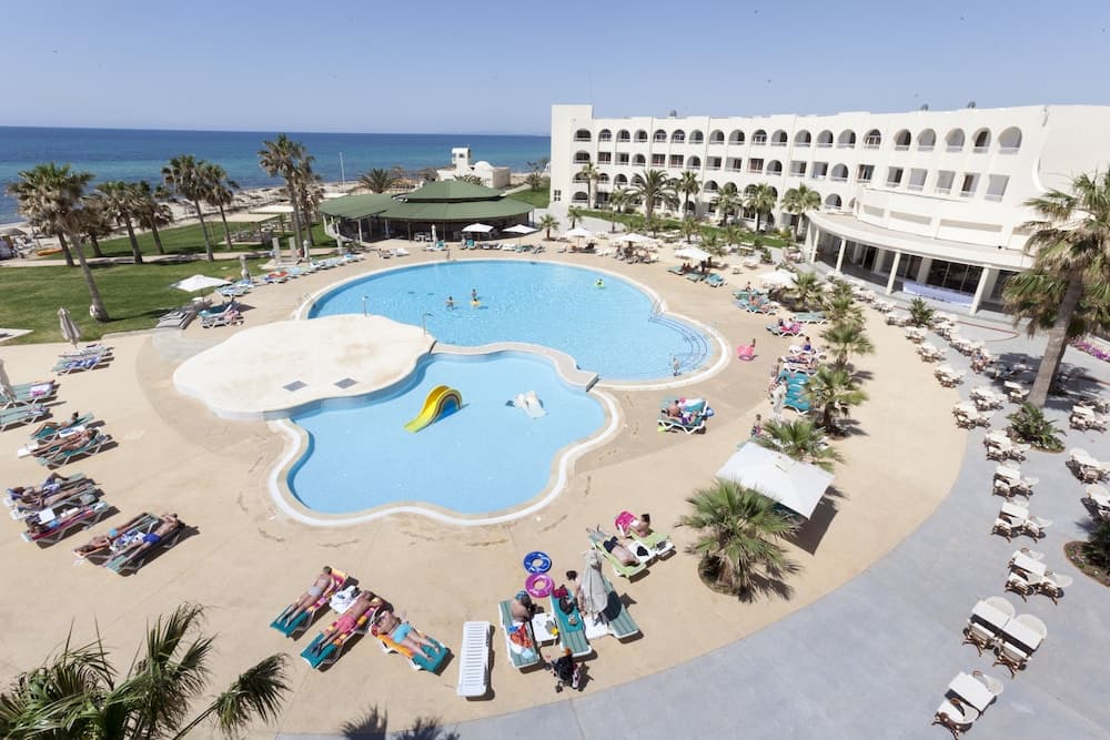 Khayam Garden Beach Resort & Spa photo 7