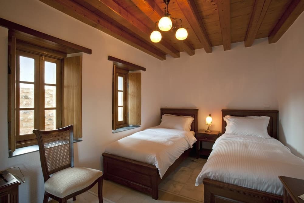 Likinia Hotel photo 3