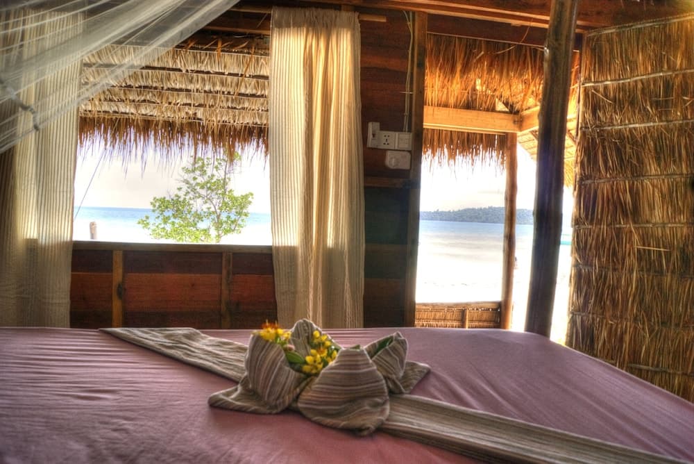 GreenBlue Beach Bungalow Resort photo 6