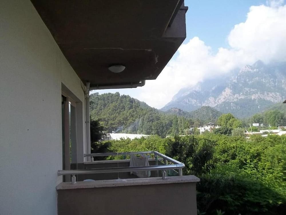 Omorfi Garden Resort Hotel photo 7