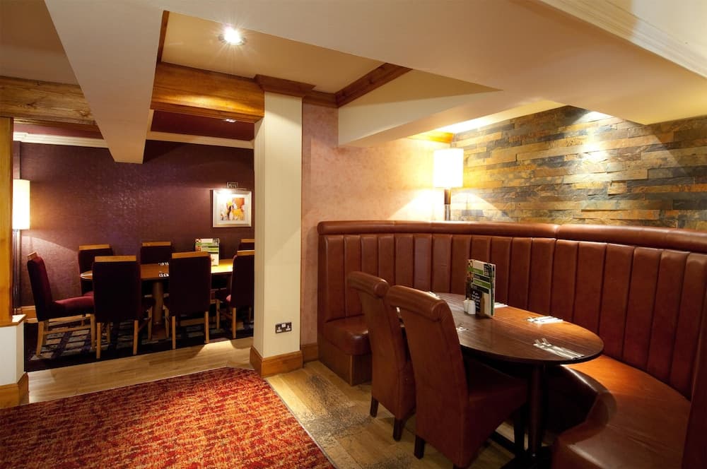 Premier Inn Cwmbran photo 7