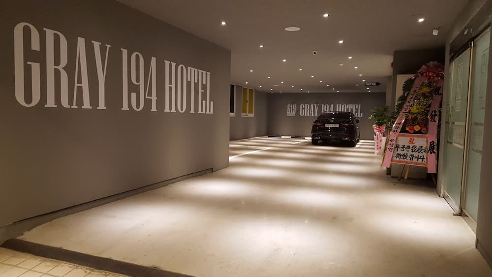 Gray 194 Hotel photo 9