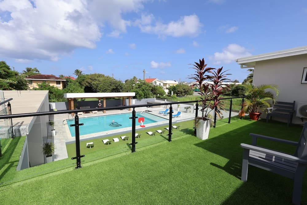 Luxury 5BD Loft in Prime Location photo 3