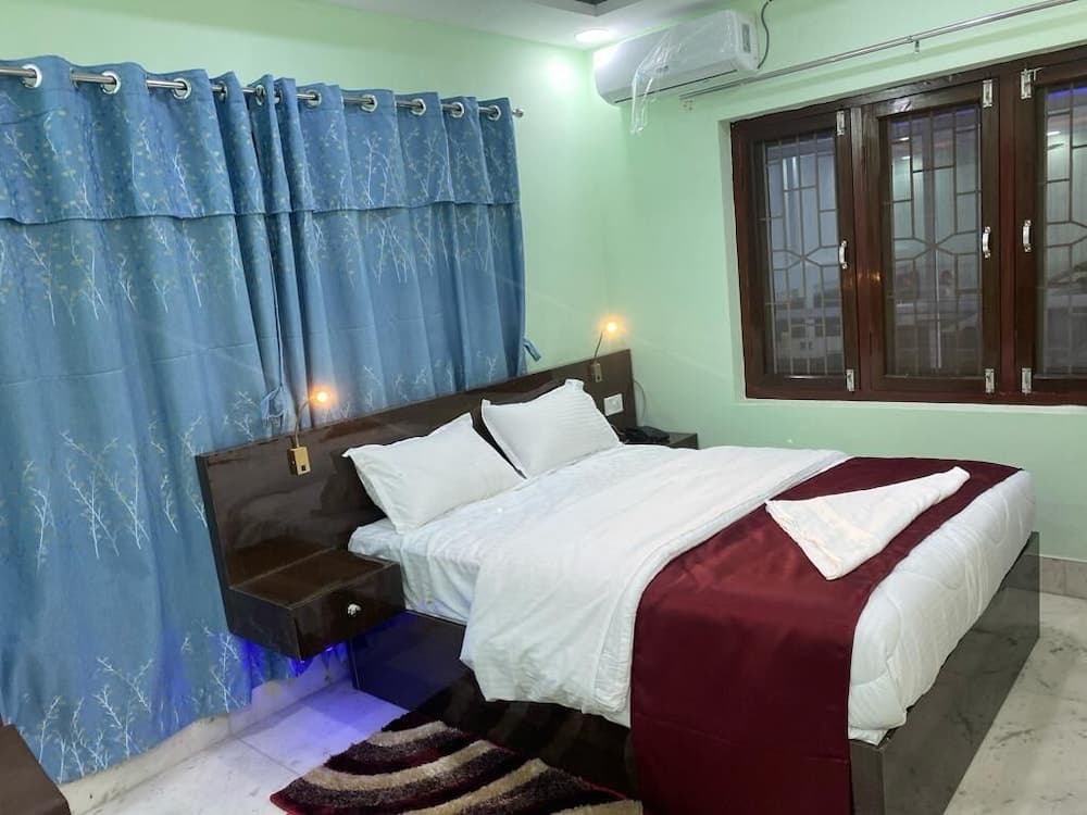 Royalwood City Inn photo 8