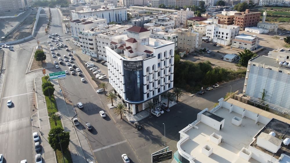 Platinum Alkhamseen Serviced Apartments