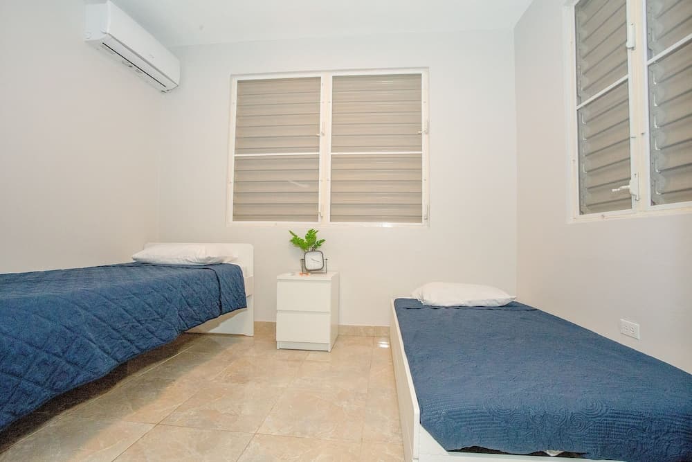 EcoMar Rentals Full House photo 9