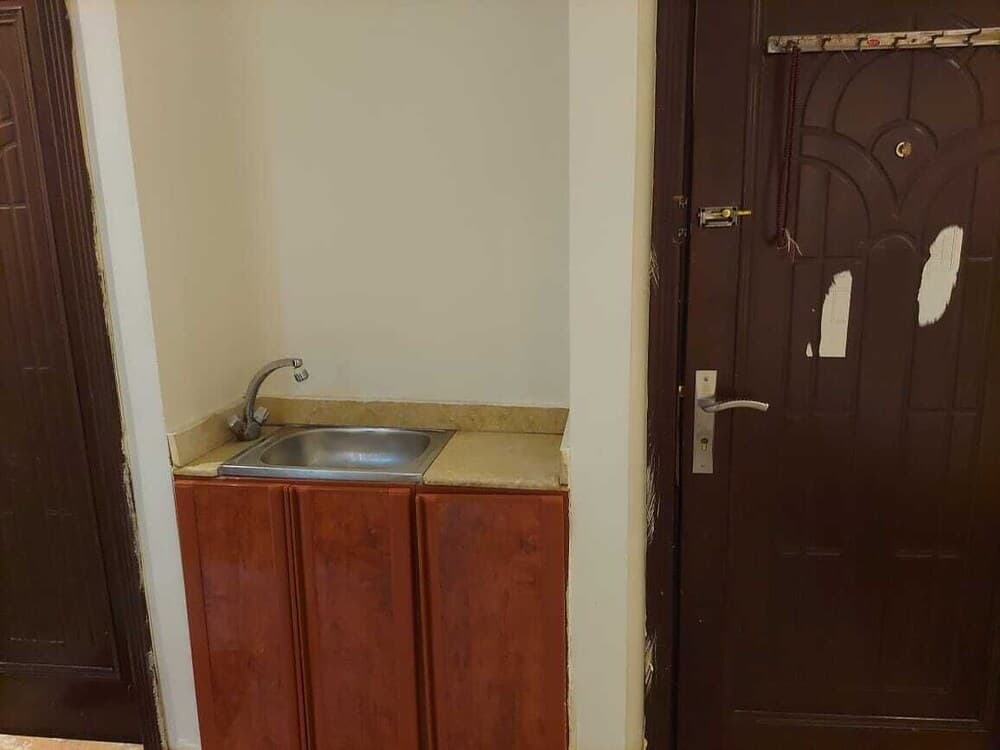 Al Arooj Hotel photo 4