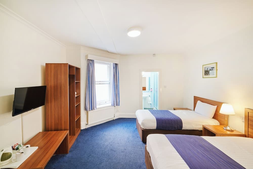 Discovery Inn Hotel photo 8