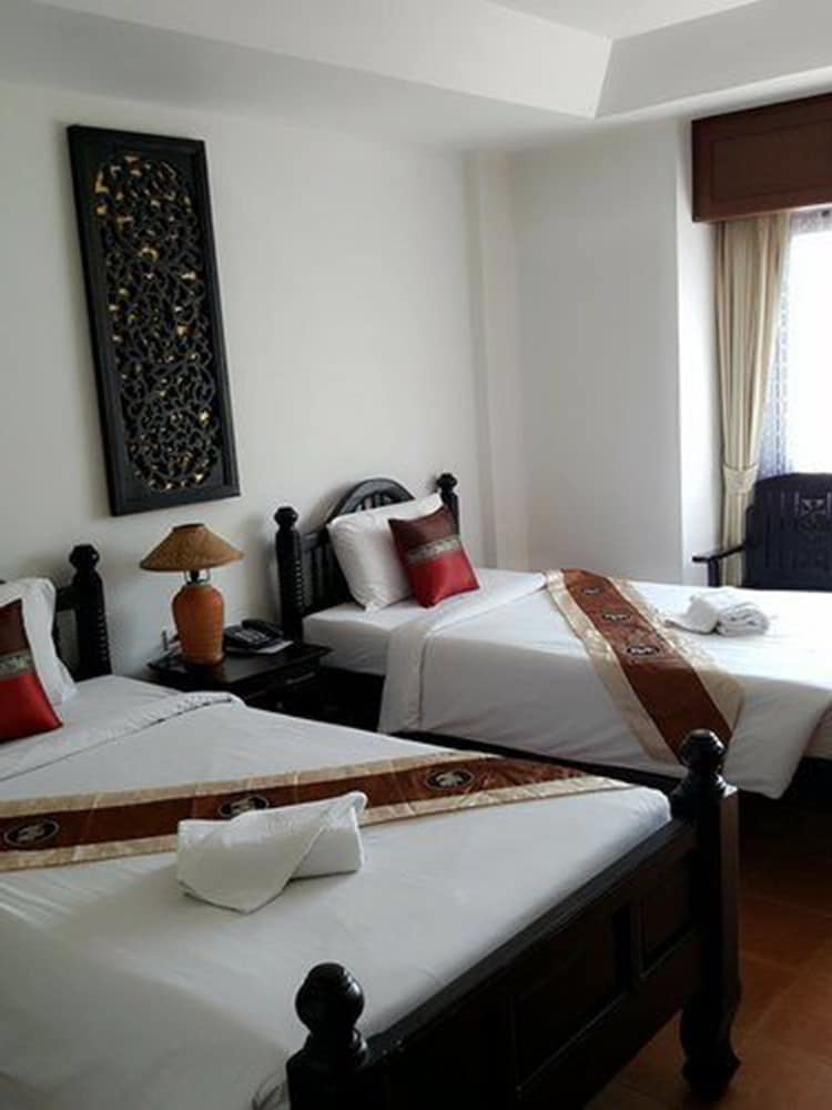 Wangburapa Grand Hotel photo 6