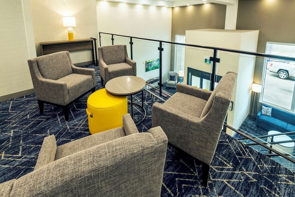 Comfort Inn and Suites photo 6