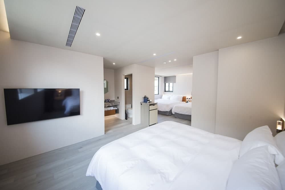 LIVIN Hotel