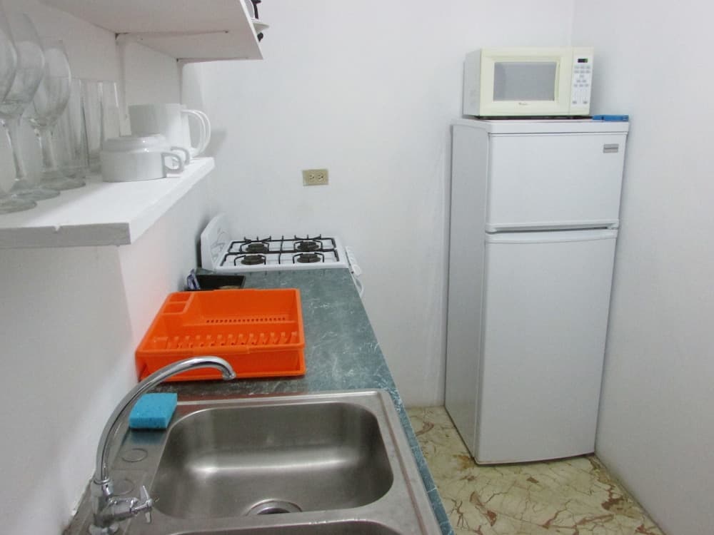 Ocean Wave Villa photo 8