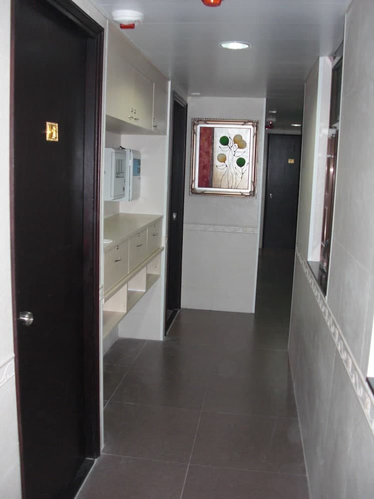 Dynasty Commercial Hotel photo 2