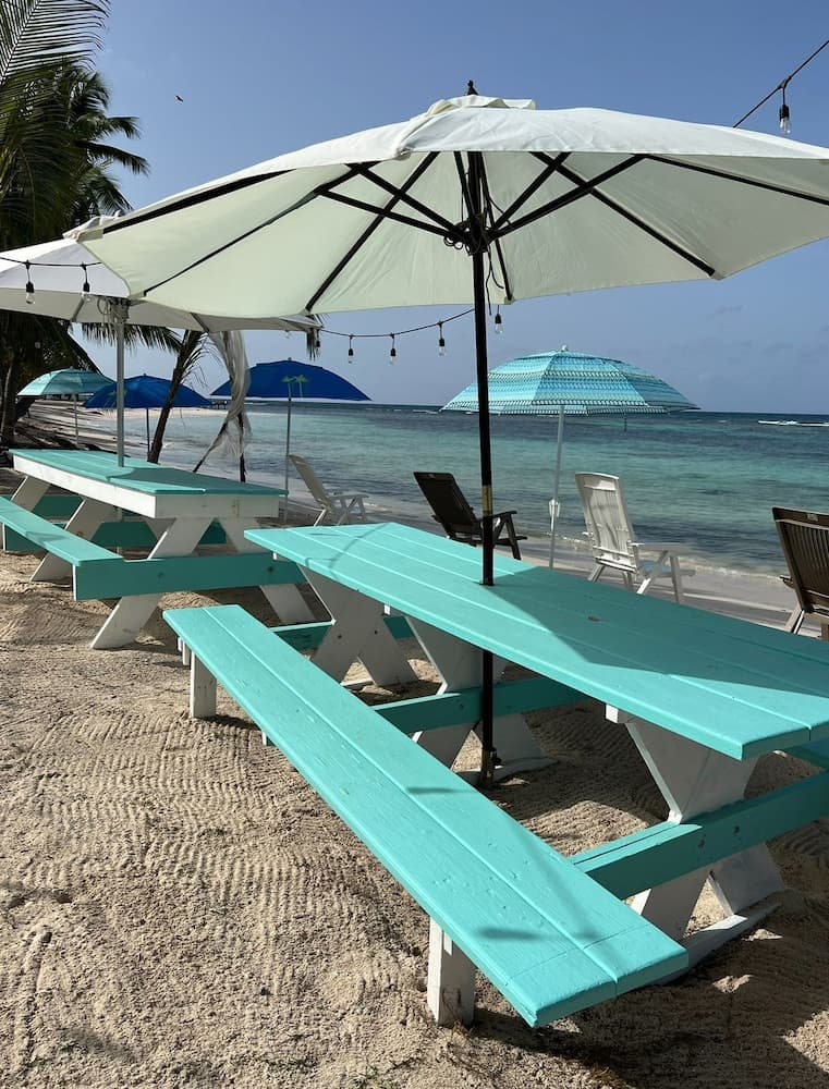 Casa Rosada Beach Front
