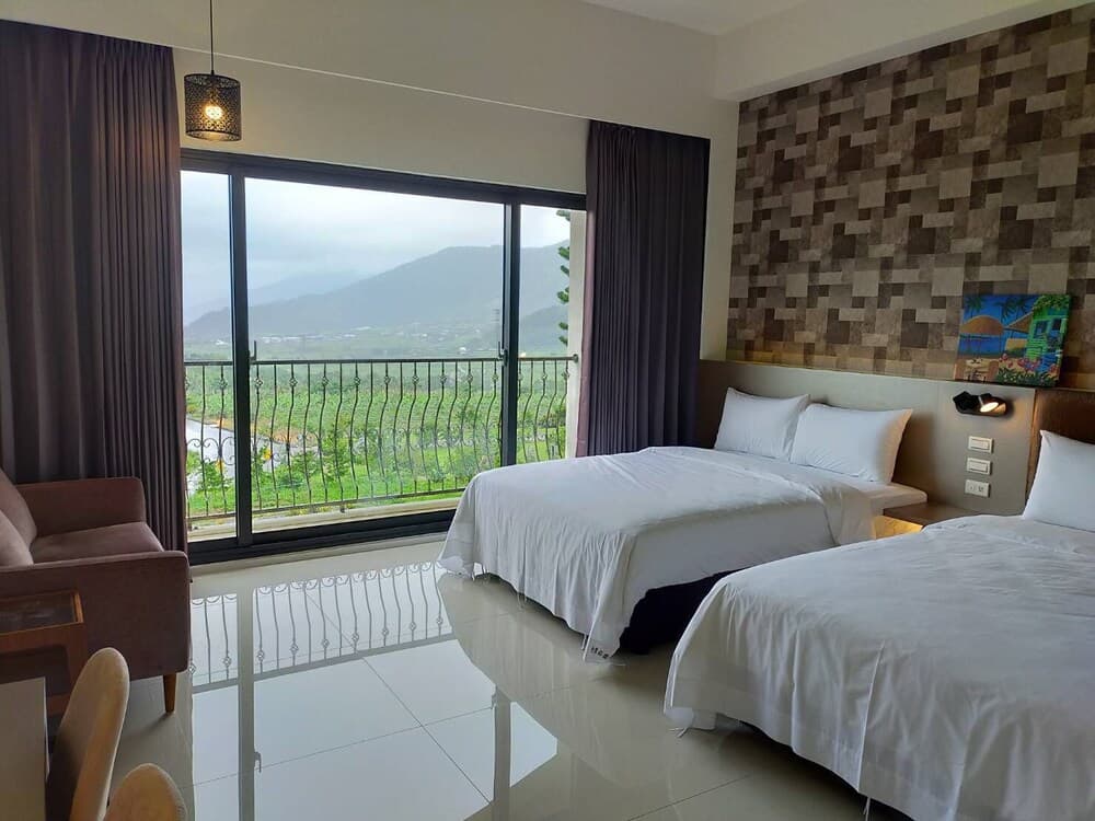 Chulu Manor Hotel photo 2