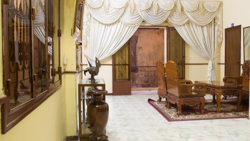 Royal Guest House photo 7