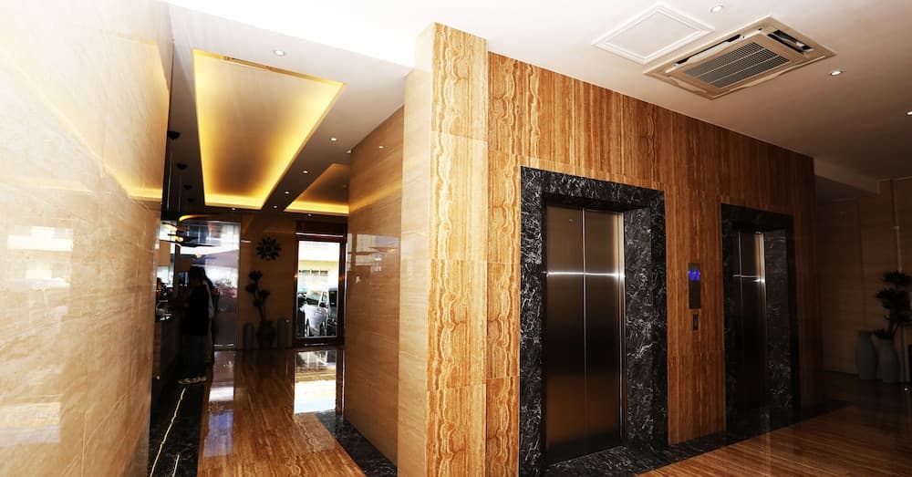 Lotus Blu Hotel photo 8