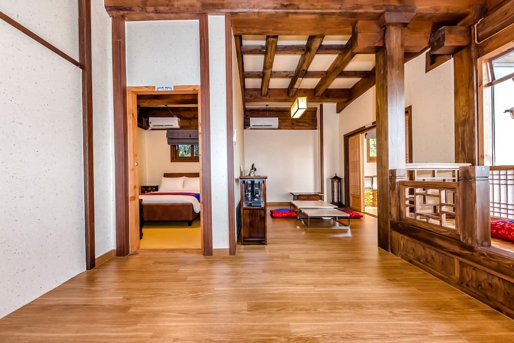 Jeju Hanok Hotel Hallagung photo 5