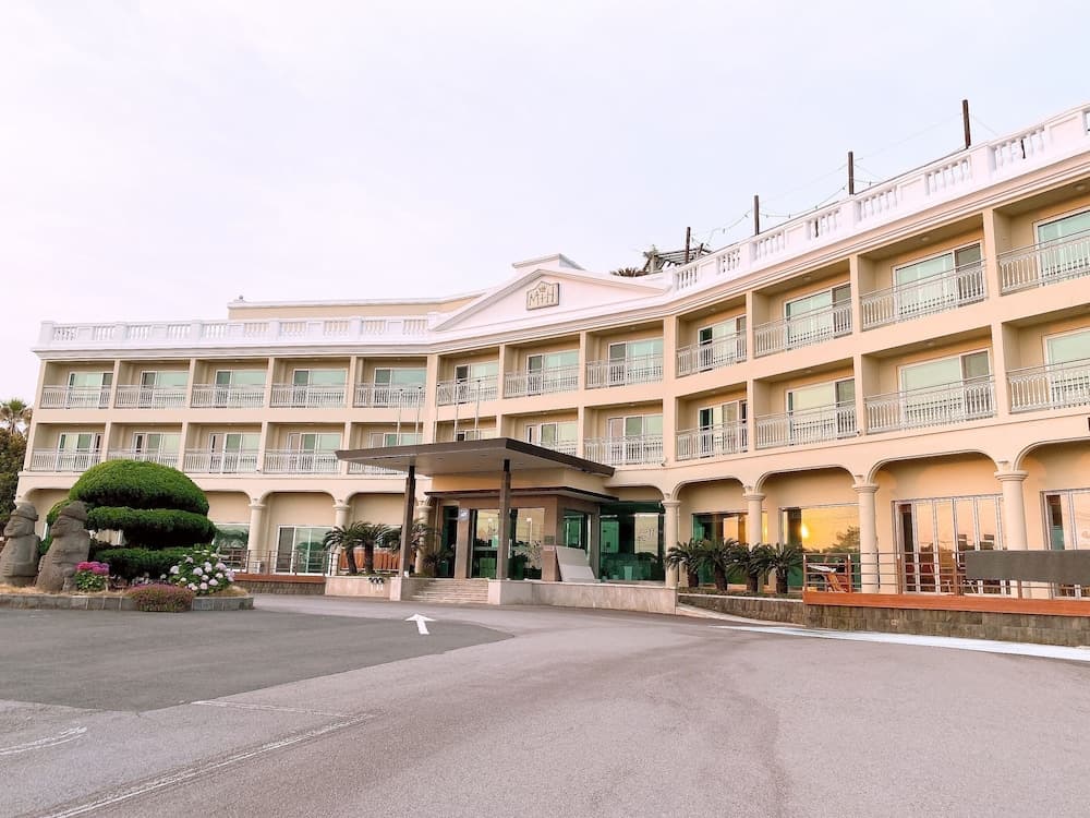 AVA Hotel Jeju Hamdeok photo 6