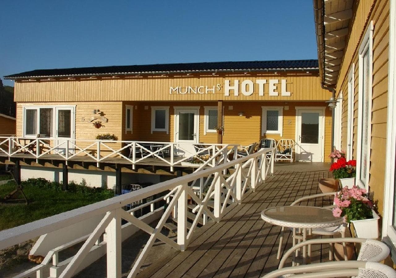 hotel building