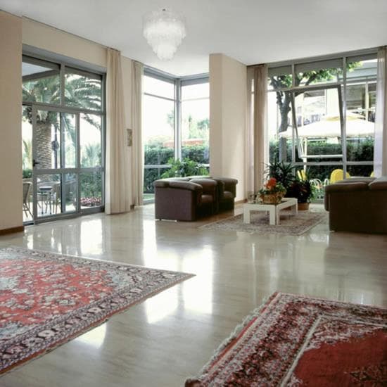 Hotel President photo 9
