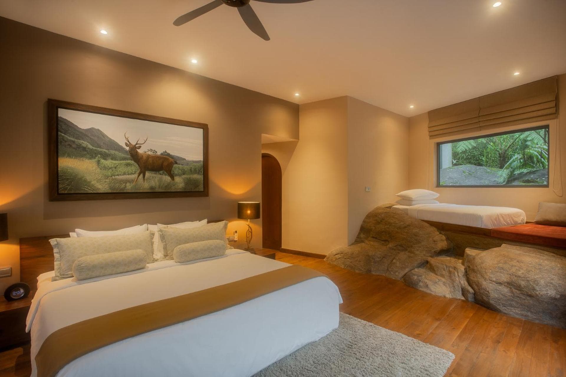 Deluxe Triple Room