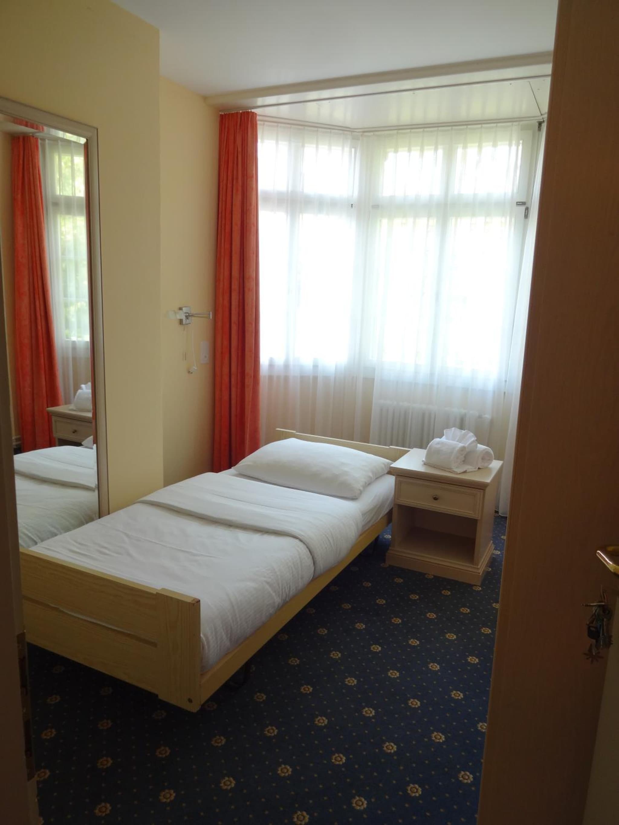 Triple Room with Terrace